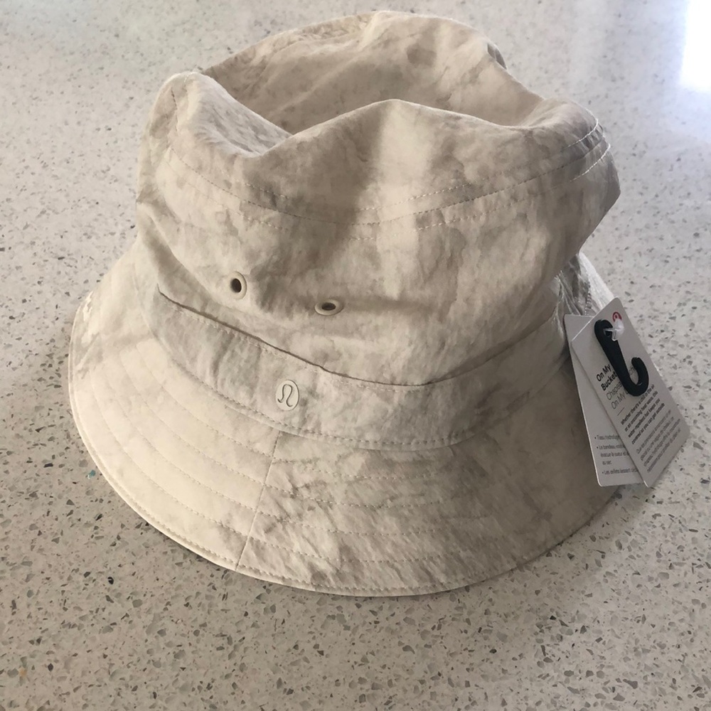 Brand New bucket hat